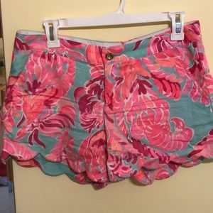 Lilly Pulitzer buttercup short